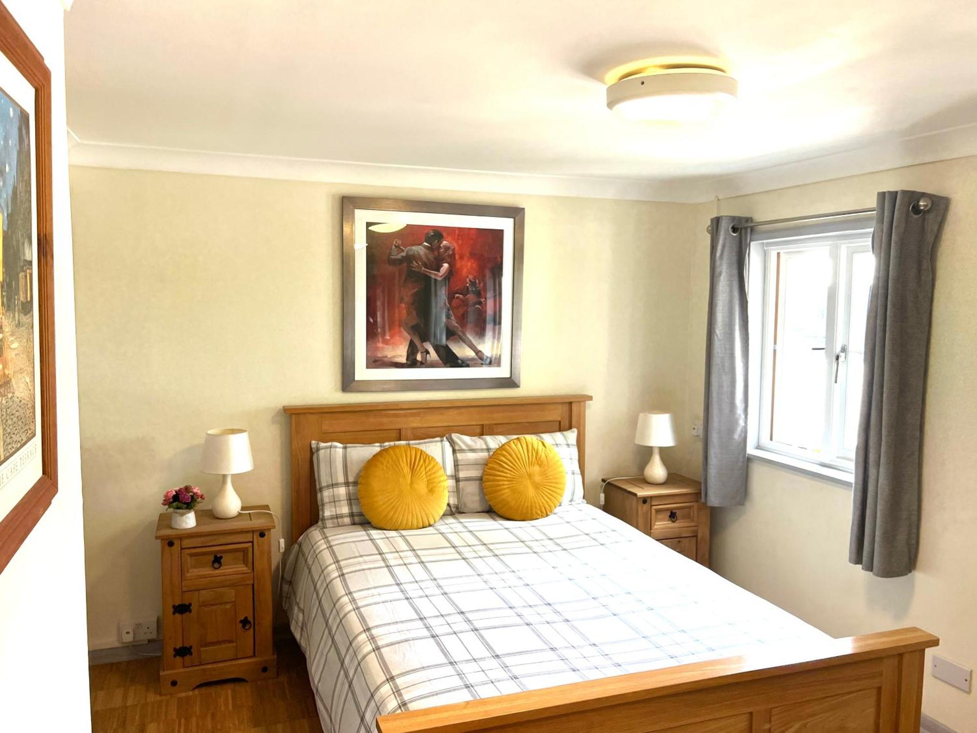 Amber Lodge Hickstead-A Бургесс-Хилл Экстерьер фото